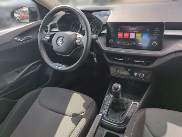Fahrzeugabbildung SKODA Fabia 1.0 MPI Ambition CLIMATRONIC SITZHZG SMART
