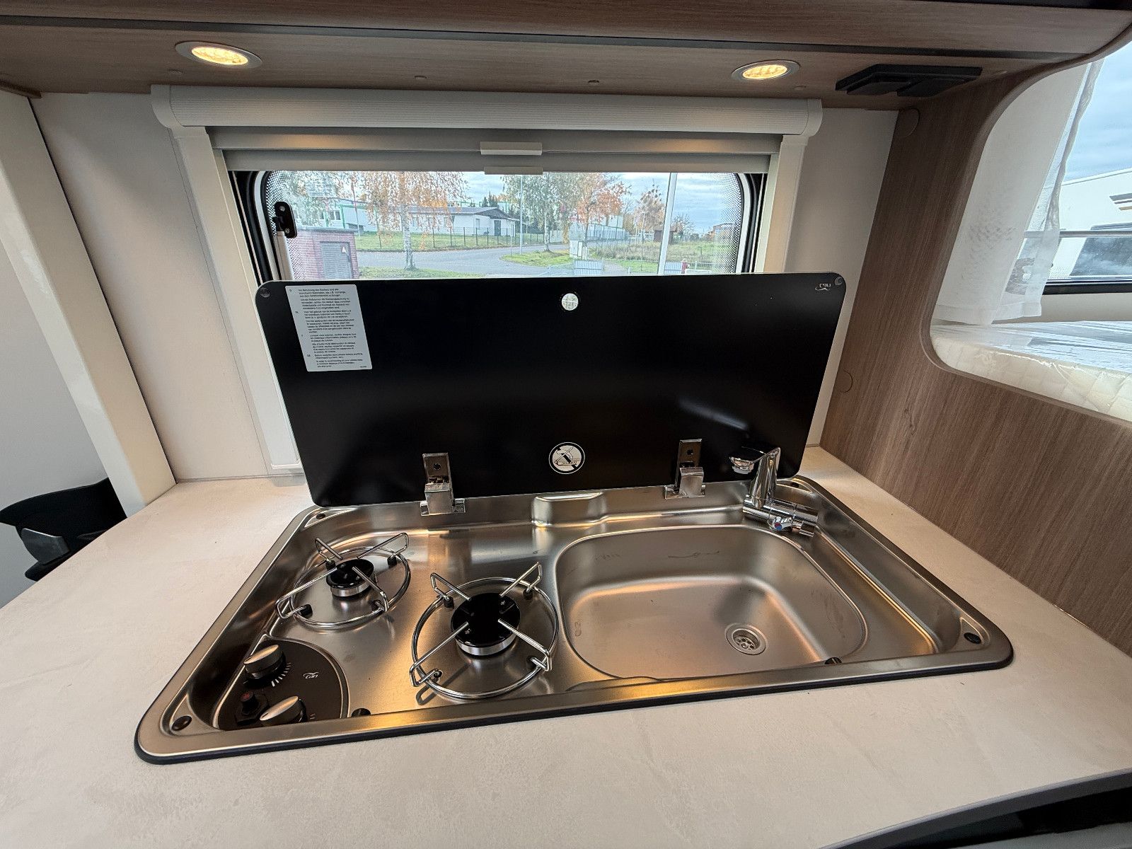 Fahrzeugabbildung Carado V-132 pro+ 7.822 € SPAREN !