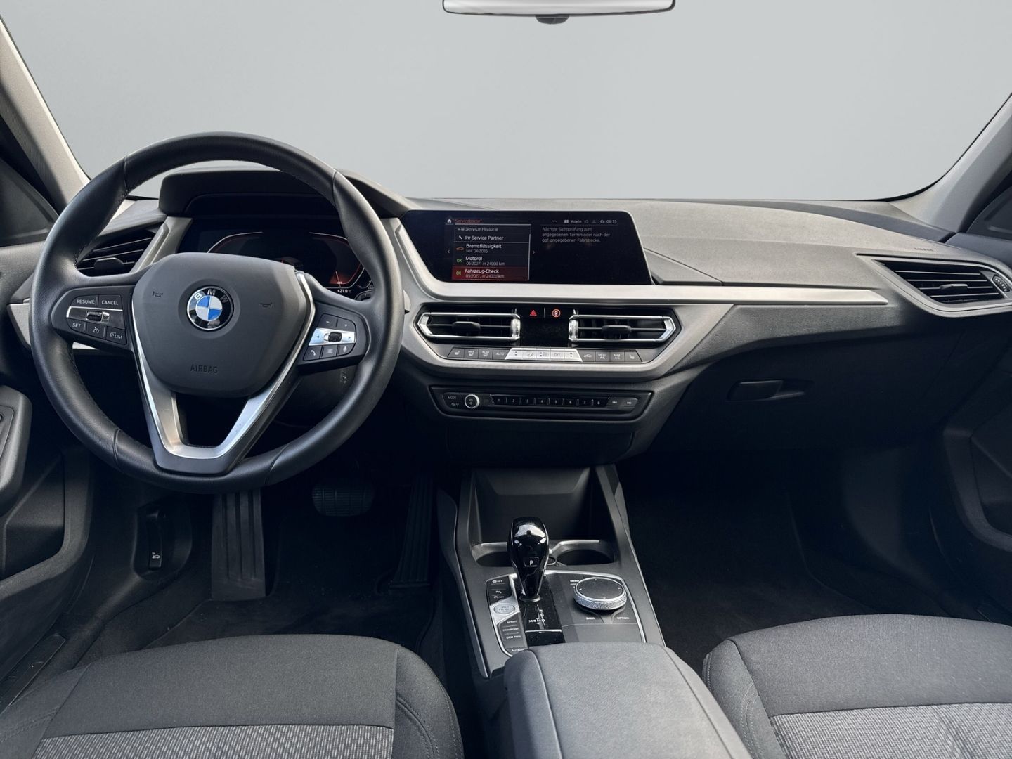 BMW 118 i Advantage Driving Assitant Fernlichtassist foto 11