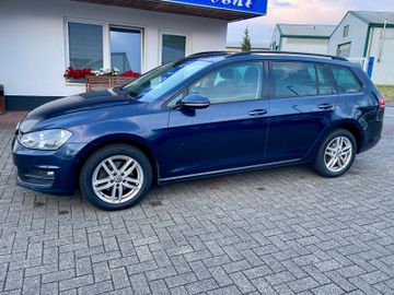 Volkswagen Golf - 2