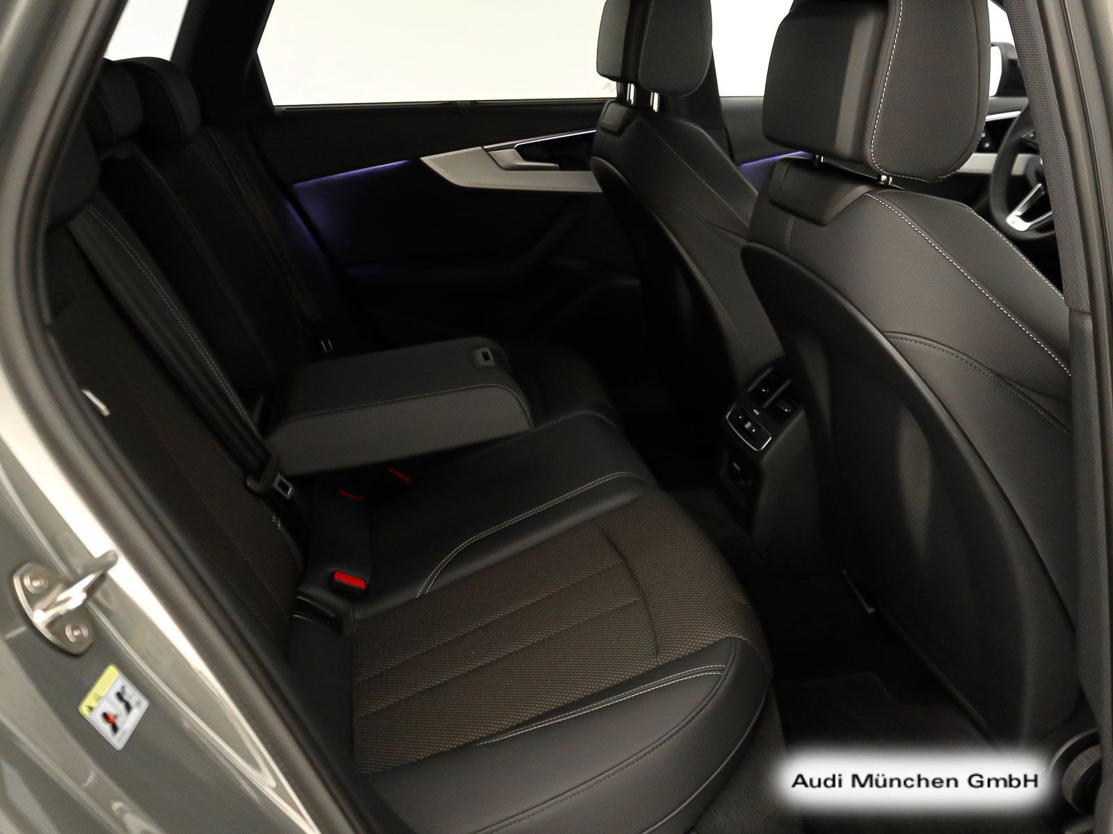 Audi A4 - Bild 14