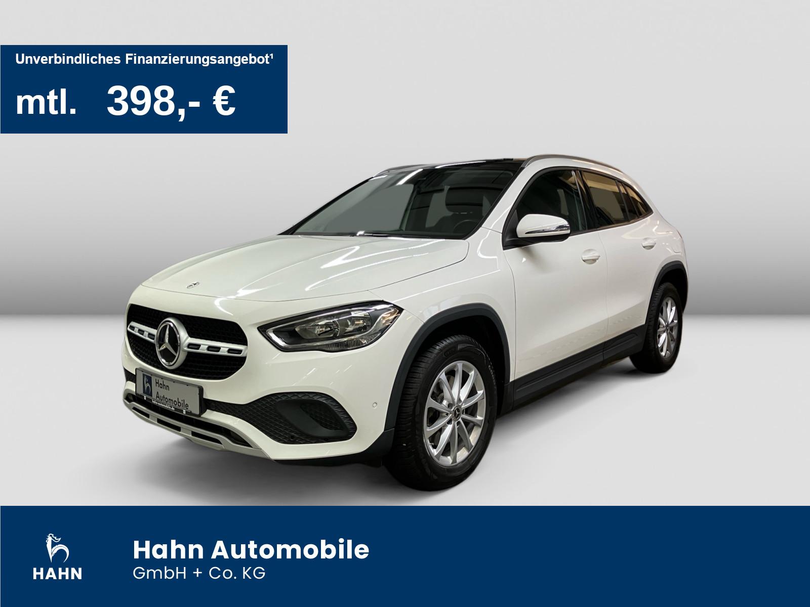 Mercedes-Benz GLA 200 DCT AHK Pano Sitzh Carplay Virtual CAM