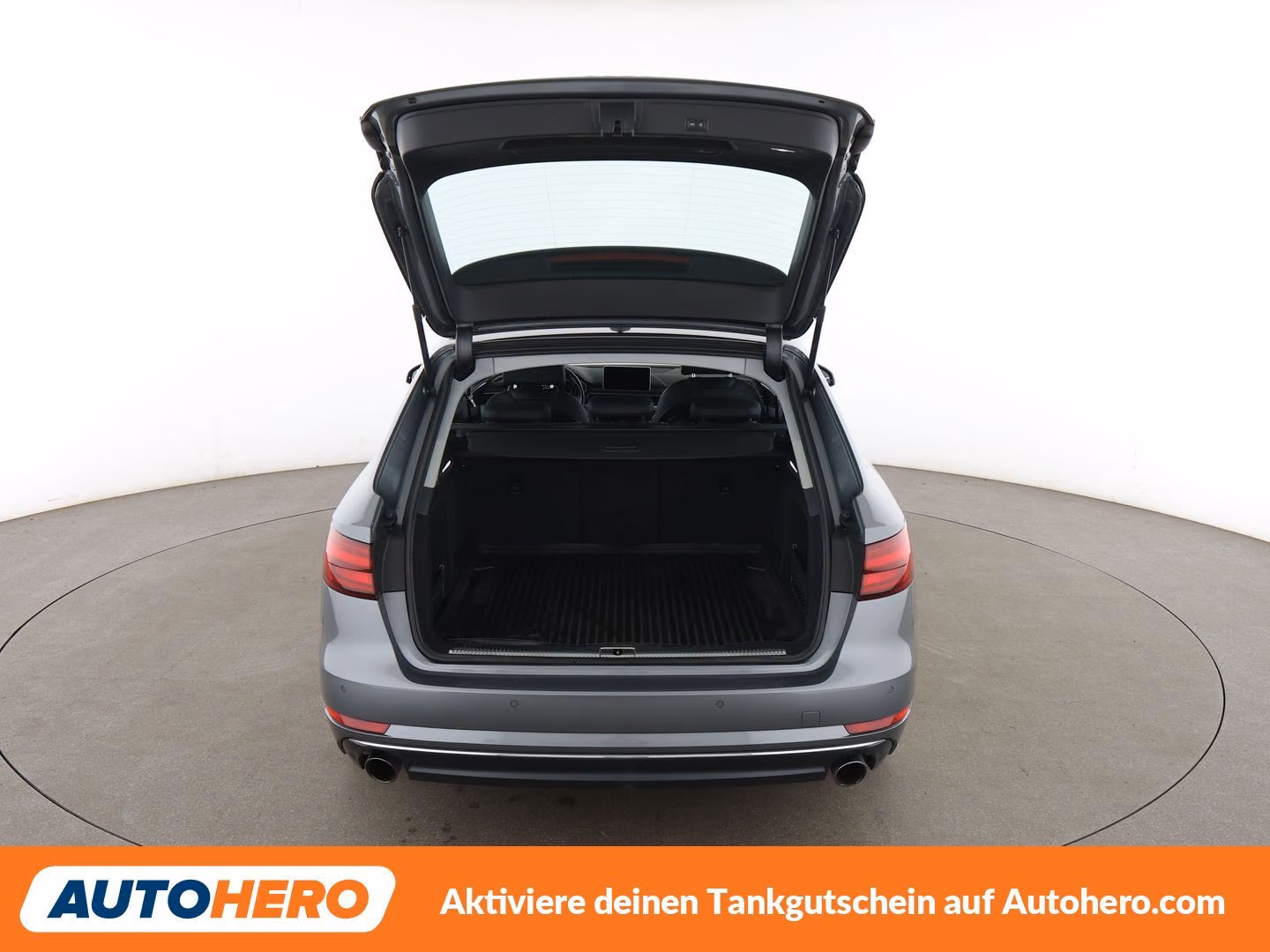 Audi A4 2.0 TFSI quattro Design Aut.*LED*NAVI*TEMPO*