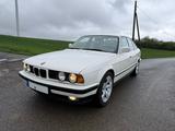 BMW 520i H-Kennzeichen, HU 11/27 - BMW 520 aus 1989