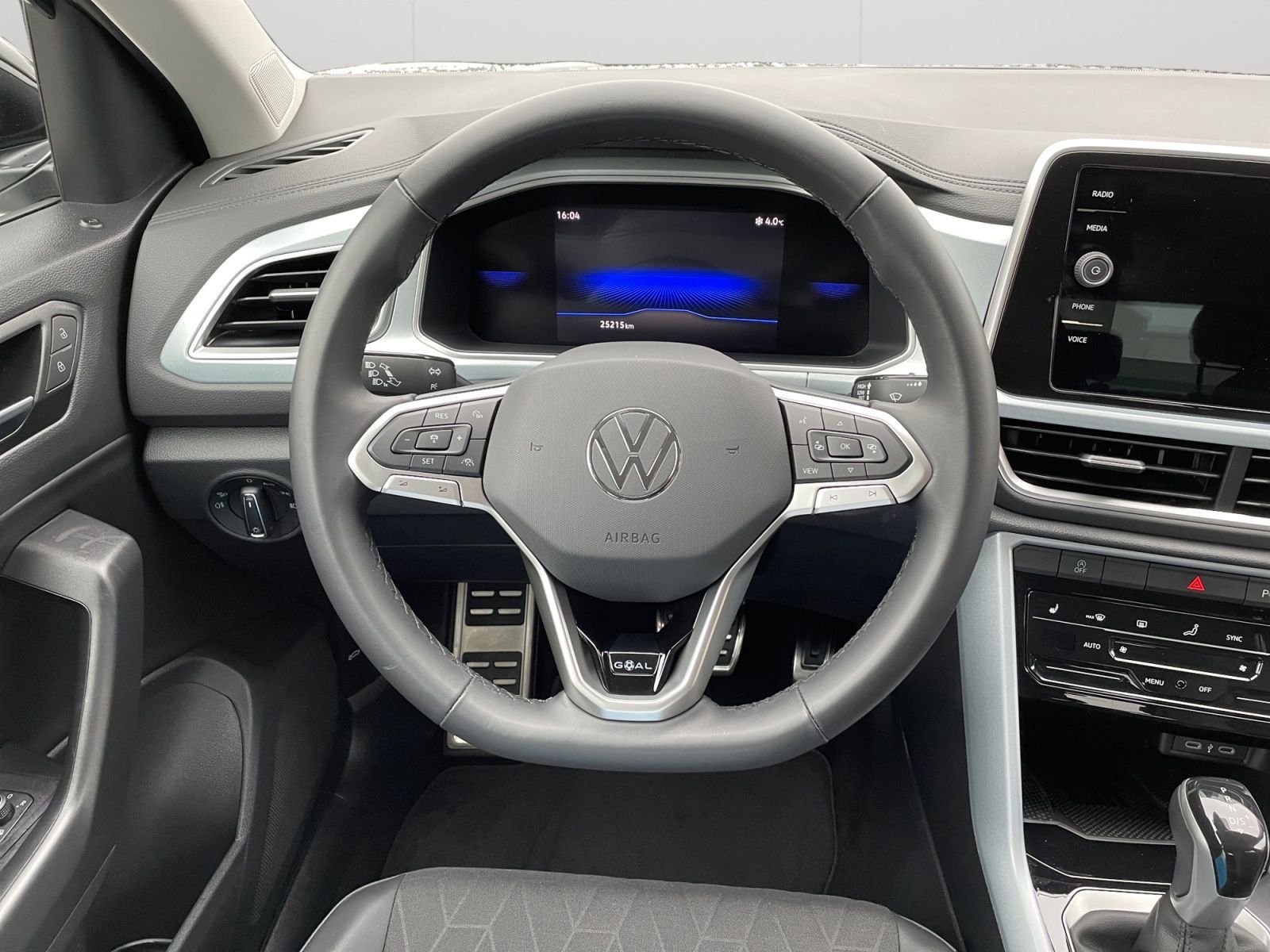 Volkswagen T-Roc - Bild 12