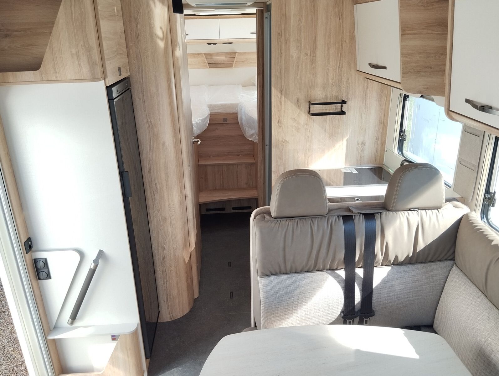 Fahrzeugabbildung Eura Mobil Profila RS PRS 720 EB 180PS Autom., Mondial Plus