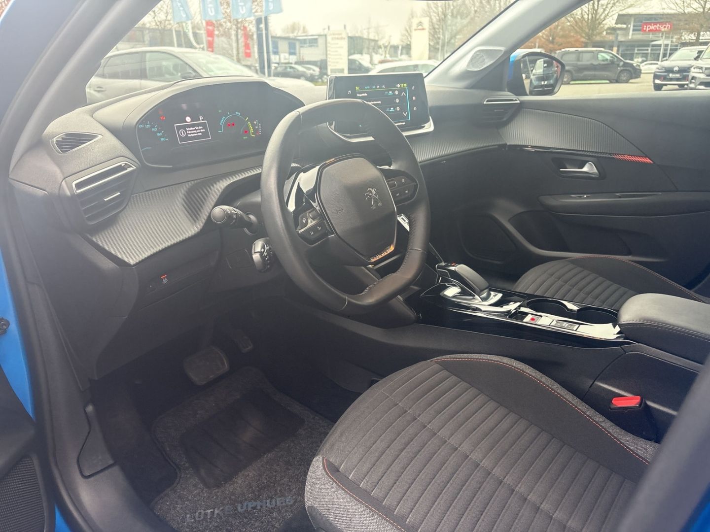 Fahrzeugabbildung Peugeot 208 Active Pack Elektro 136 DAB SHZ Spurhalteass