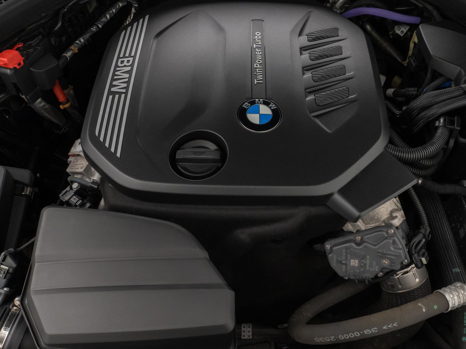 Fahrzeugabbildung BMW 320d xD ACC HUD Kamera DAB Sportsitze Teilleder