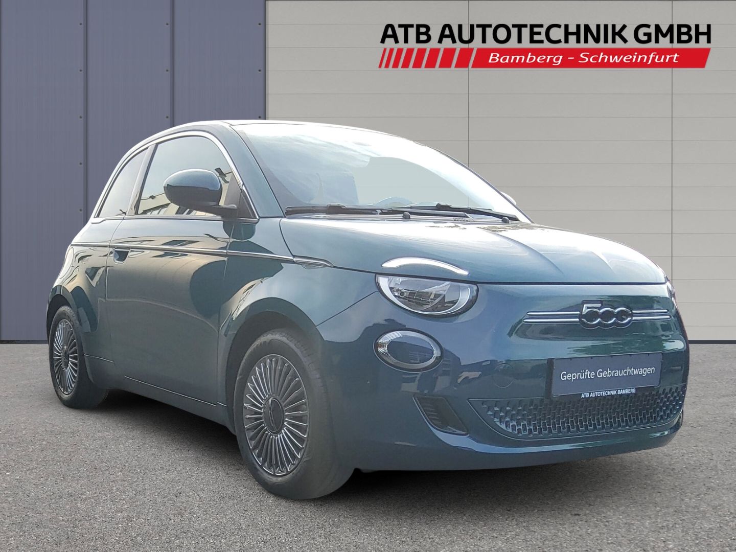 Fahrzeugabbildung Fiat 500e LED SHZ PDC DAB 360°DroneView Keyless CarPl