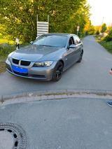 BMW E90 318i 2.0 88tkm Xenon TÜV Neu 2.Hand - BMW 318 aus 2008: 318i