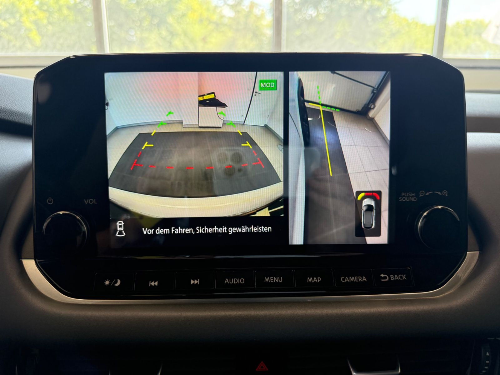 Fahrzeugabbildung Nissan Qashqai Tekna MHEV; Autom.,HUD,Teilleder,AHK
