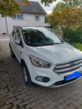 Ford Kuga 1,5 EcoBoost 4x2 88kW COOL & CONNECT CO... - Ford Kuga von privat