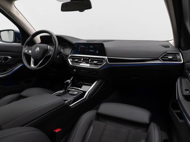 Foto Nummer 39: BMW 320d