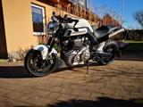 Yamaha MT 01 mit Akrapovic Endtöpfen - Angebote
