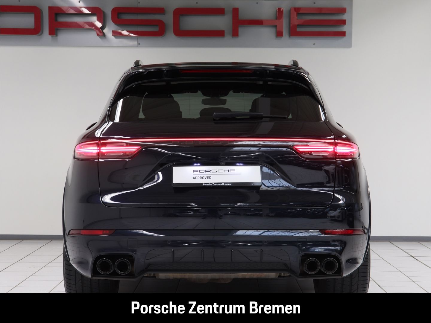 Porsche Cayenne S Platinum Edition PASM 22'' SportDesign foto 4