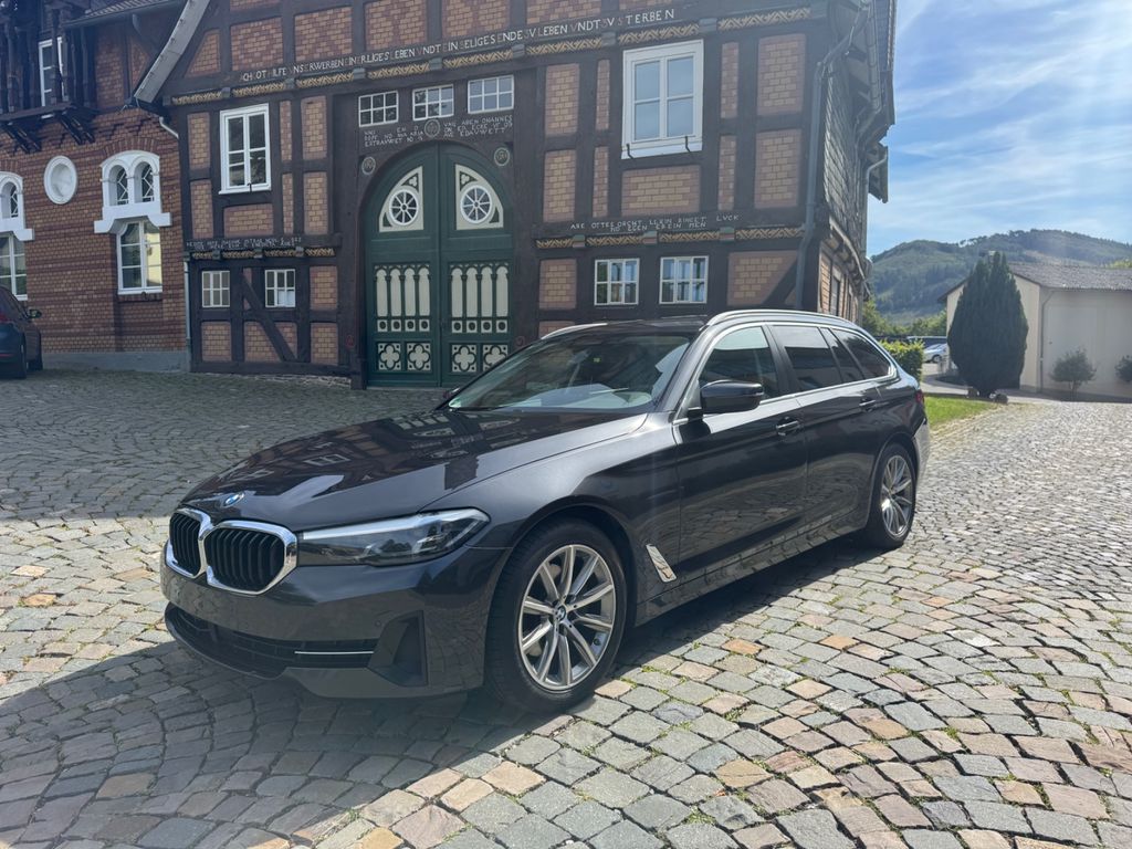 Image of BMW 520