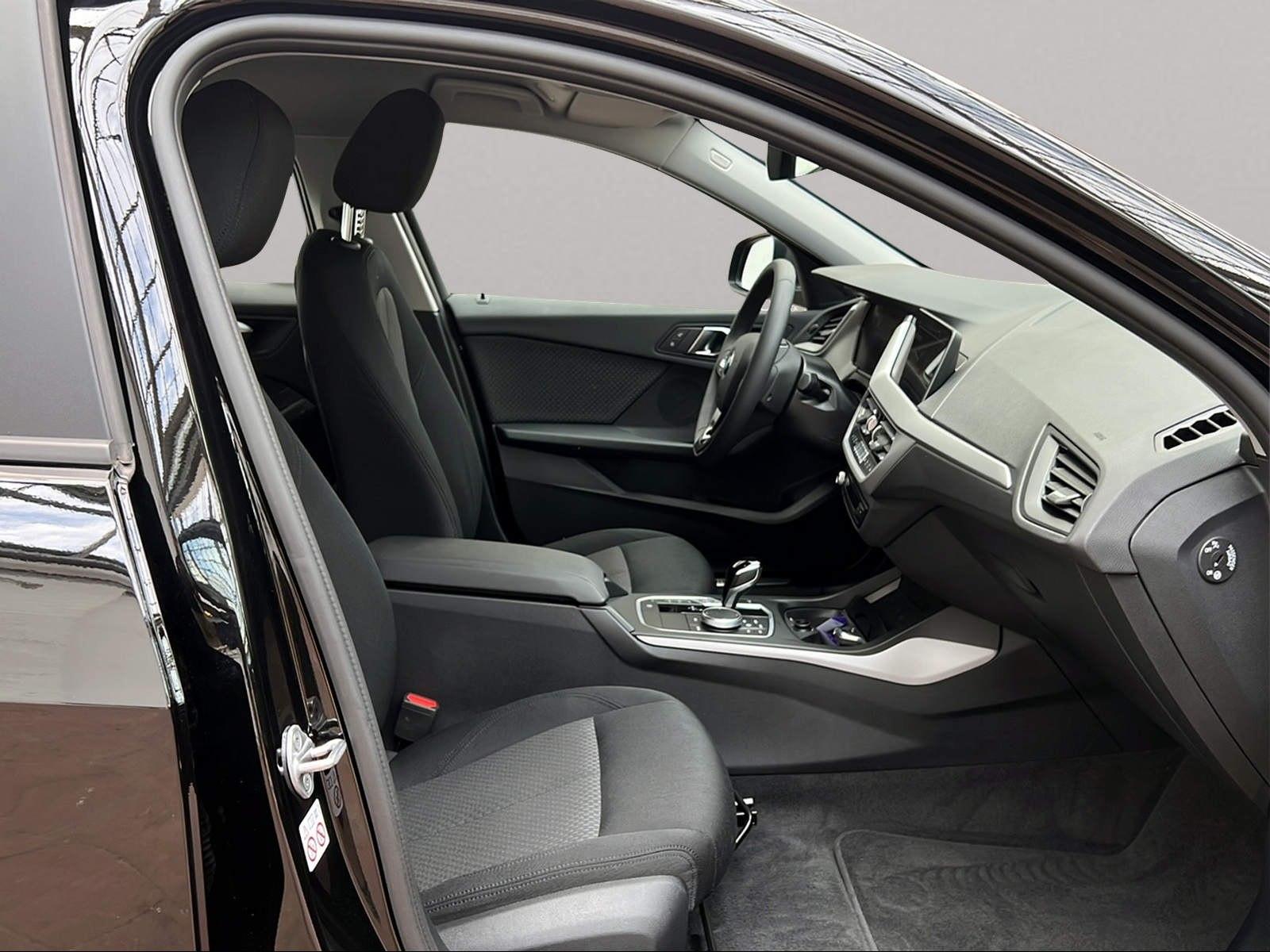 BMW 118 d LiveCockpitProf Kamera LED Sitzheizung, миниатюра 17