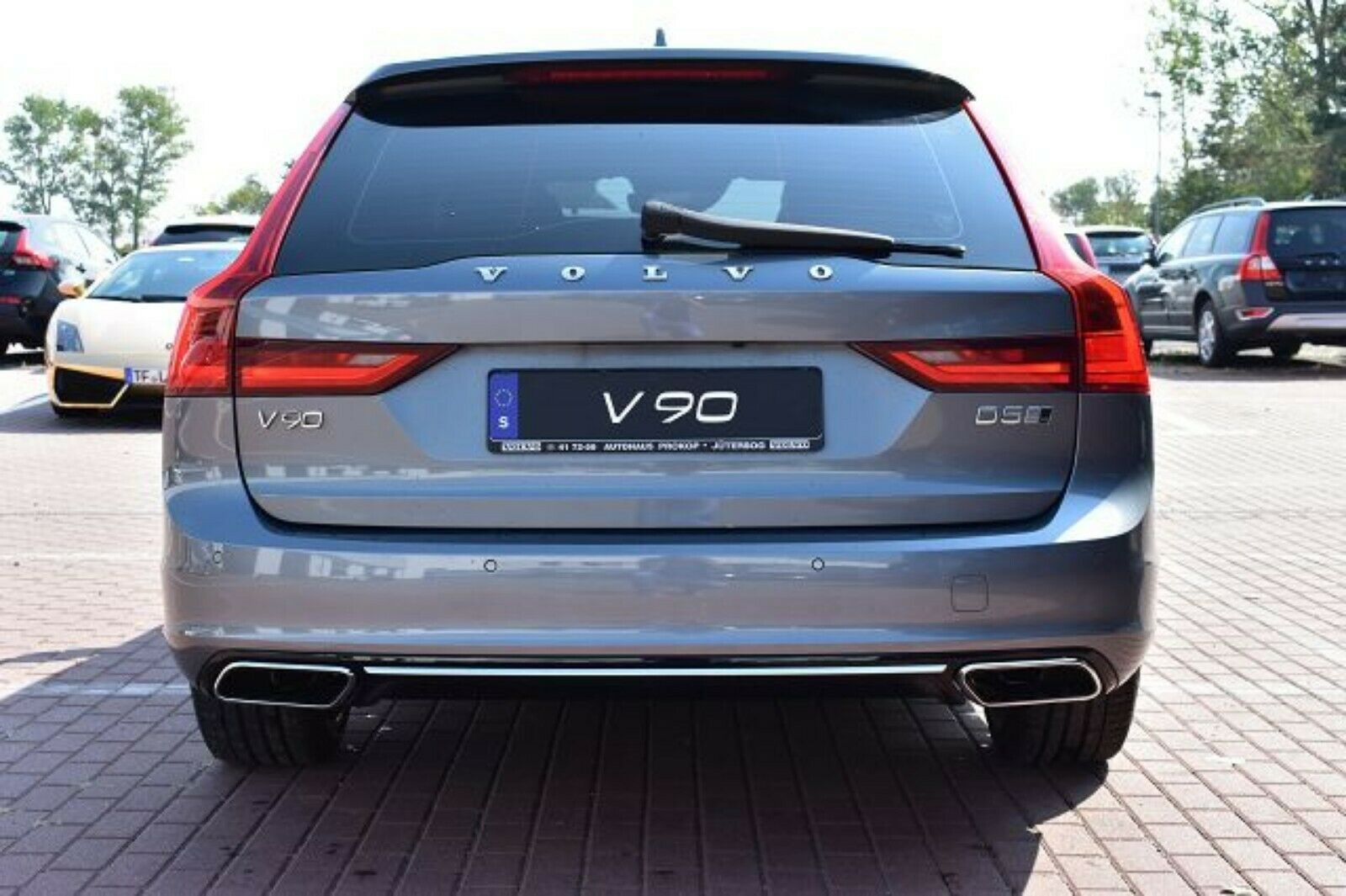 Fahrzeugabbildung Volvo V90*D5*Inscription*PANO*B&W*LED*NAVI*Mietkauf