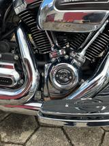 Harley-Davidson Road King Classic - HARLEY-DAVIDSON ROAD KING