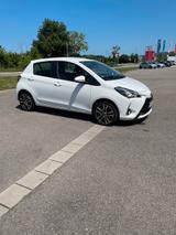 Toyota Yaris 1,5-l-Dual-VVT-iE Team Deutschland Sitzh. - Toyota Yaris Gebrauchtwagen in Freiburg