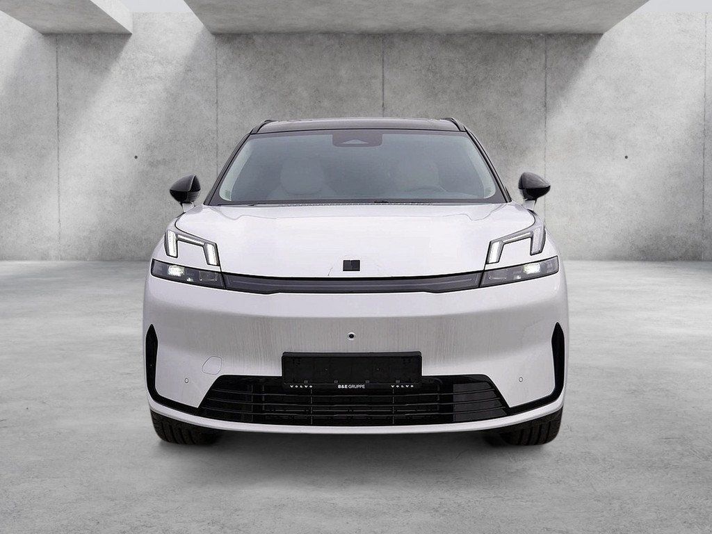 Lynk & Co 08