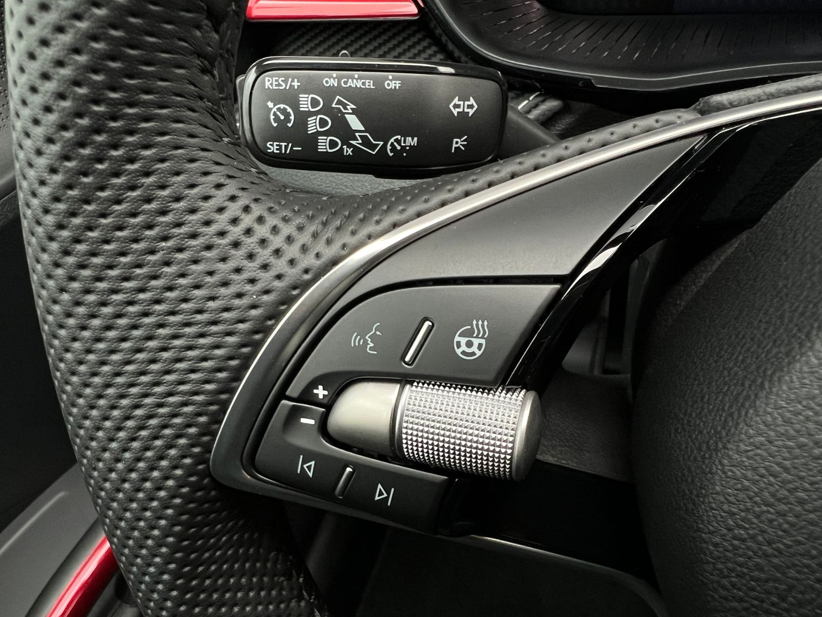 Fahrzeugabbildung SKODA Fabia Monte Carlo 1.0 TSI DSG *LED, SmartLink, K