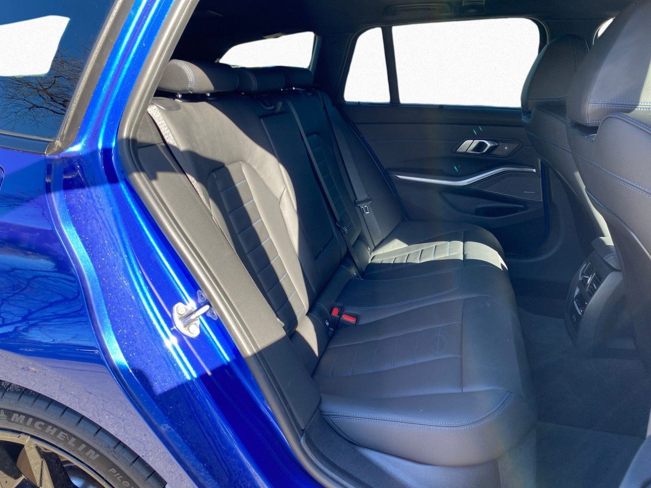 BMW 330 - Bild 12