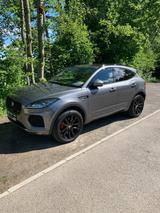 Jaguar E-Pace P250 R-DYNAMIC AWD OPF PanoDachAnhängerku - Jaguar E-Pace von privat
