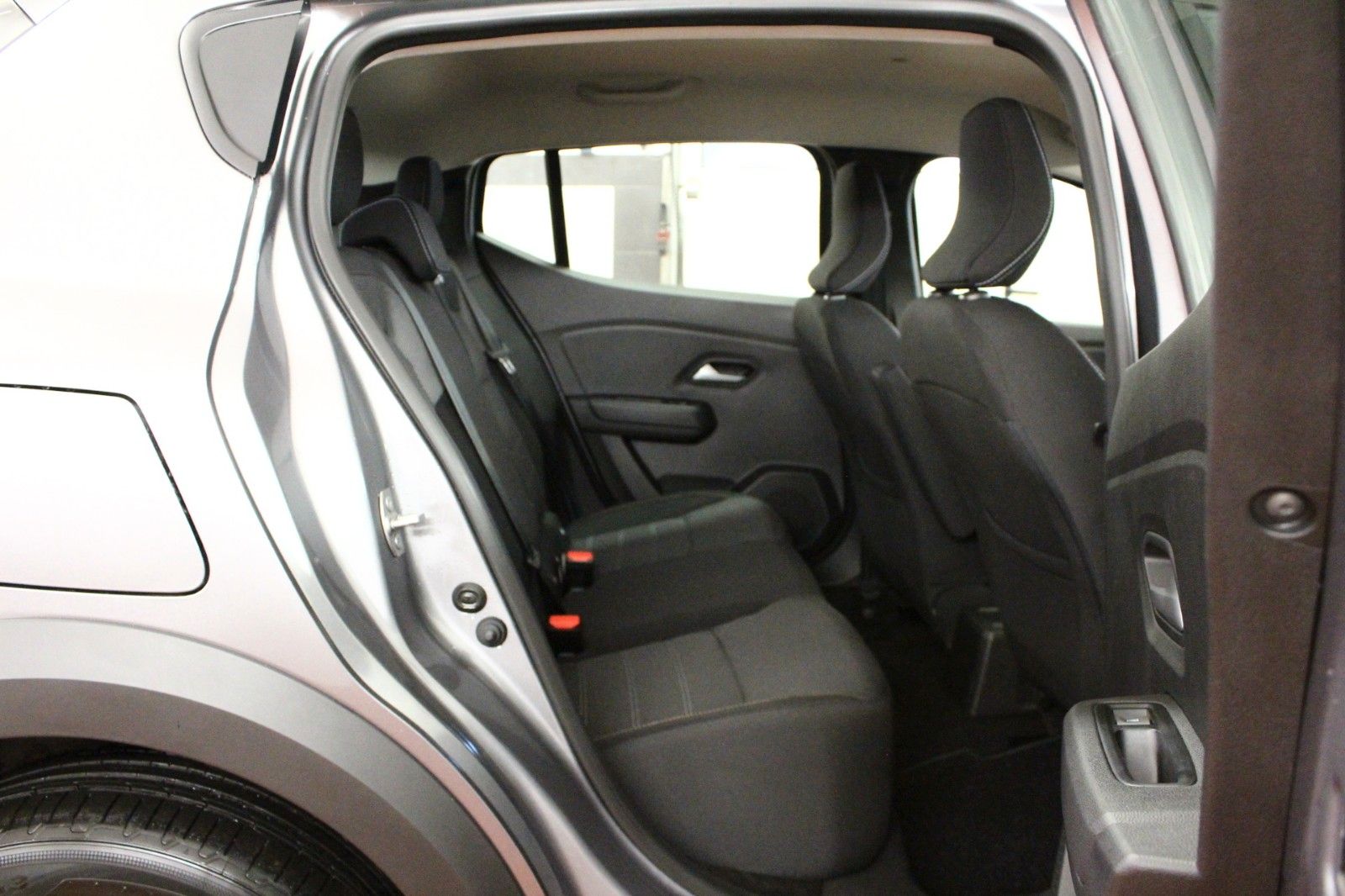 Fahrzeugabbildung Dacia Sandero TCe 90 Stepway Expression*Winterpaket*