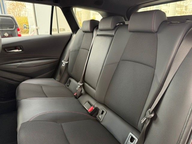 Fahrzeugabbildung Toyota Corolla Touring Sports 2.0l Hybrid 178PS GR!