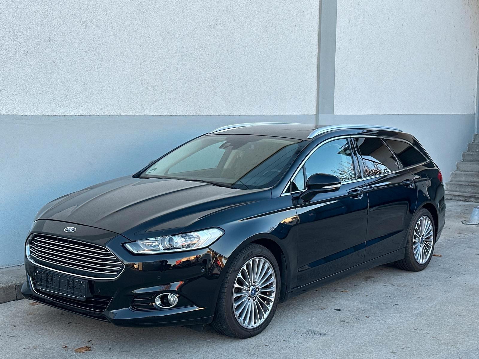 Ford Mondeo 2014 — rear view
