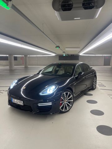 Porsche Panamera GTS 4,8 PDK Facelift Crema 