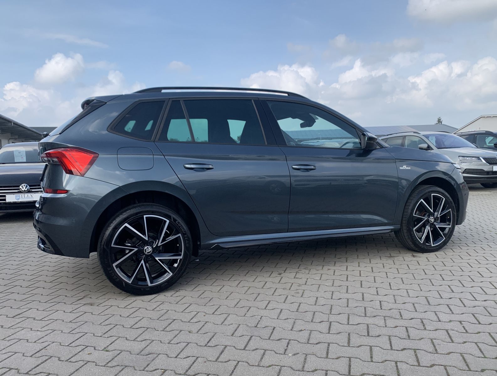 Fahrzeugabbildung SKODA Kamiq 1.6 TDI*Monte Carlo*Pano*Cam*LED*Sound*