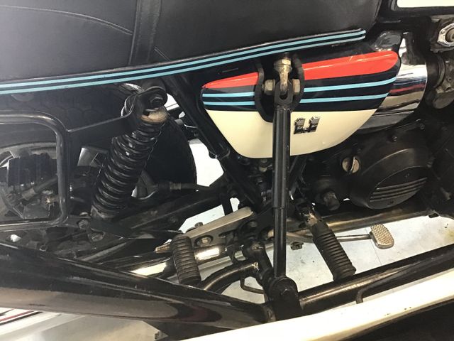 Fahrzeugabbildung Yamaha XS 1100 Martini Edition VB