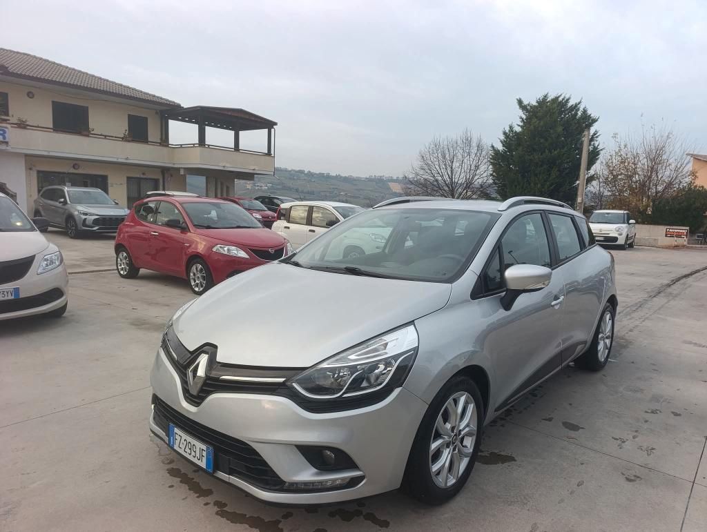 RENAULT ANDERE