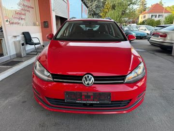 Volkswagen Golf - 11