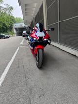 Honda CBR 1000RRR FIREBLADE - Honda Motorräder in München