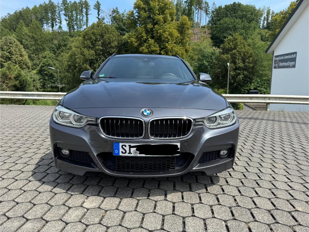 BMW 320