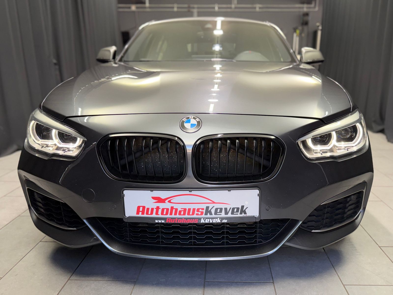 Fahrzeugabbildung BMW M140i xDrive Special Edition |LED|DEUTSCHES FZG