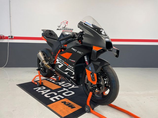 KTM RC 8C |Brad Binder Signature|Racetrack Package|