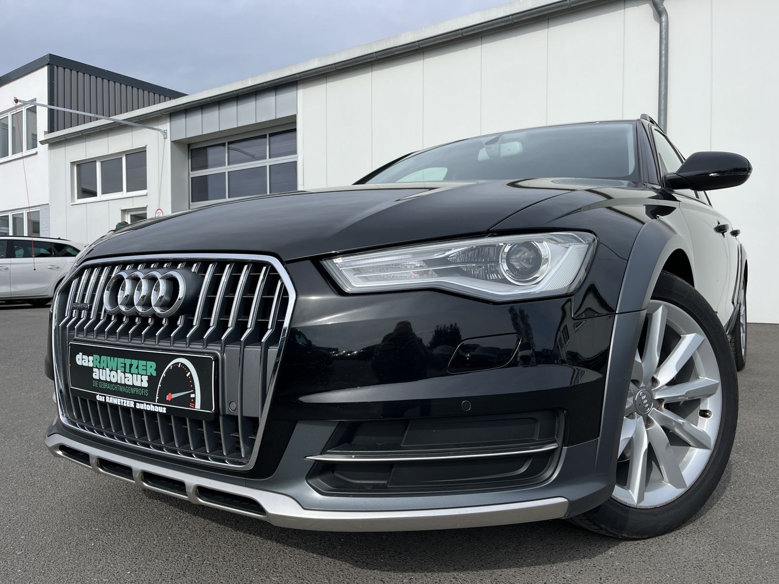 AUDI A6 Allroad 3.0 TDI V6 quattro S tronic AHK STHZ 