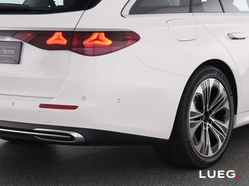 Mercedes E 220 - 10