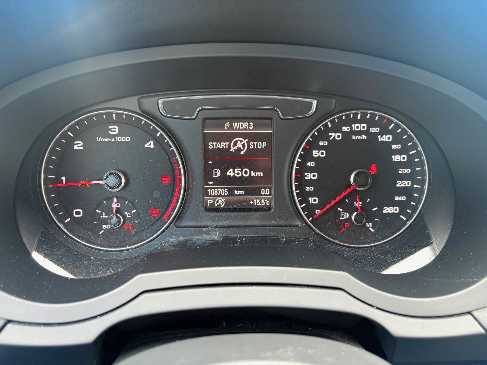 Fahrzeugabbildung Audi Q3 design quattro 2.0 TDI S-tronic Navi LED SHZ