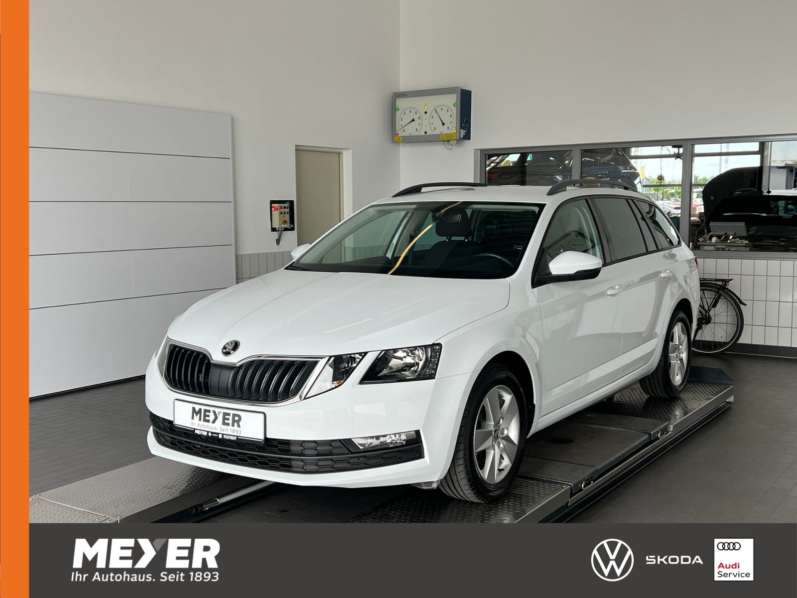 Fahrzeugabbildung SKODA Octavia III Combi Tour 2.0 TDI *AHK, Navi, 16''-