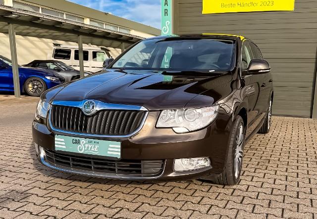 Skoda Superb 1.8 TSI Ambition 1.Hand SHZ AHK Xenon