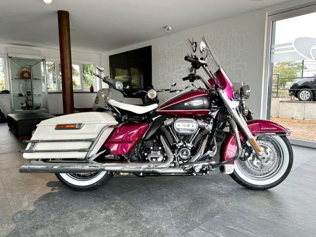 Harley-Davidson ELECTRA GLIDE HIGHWAY KING  234/750 MAGENTA HIFI