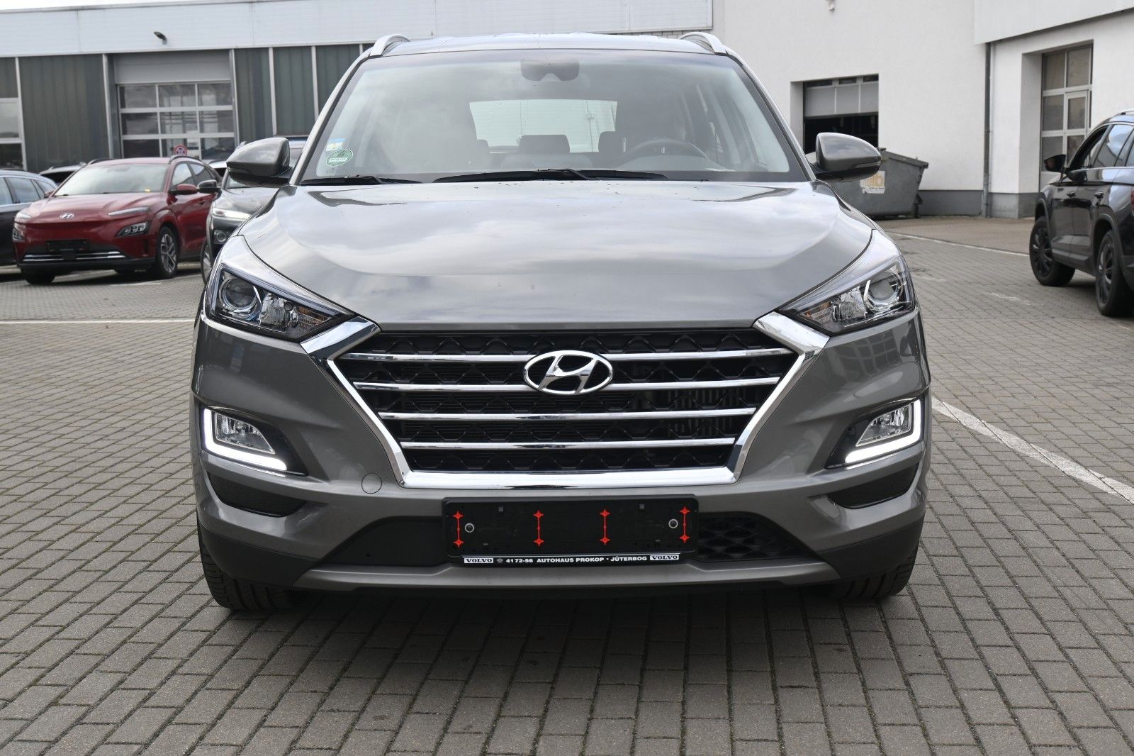 Fahrzeugabbildung Hyundai Tucson 2WD 1.6 DCT*TEMPO*NAV*SIHZG*RFK