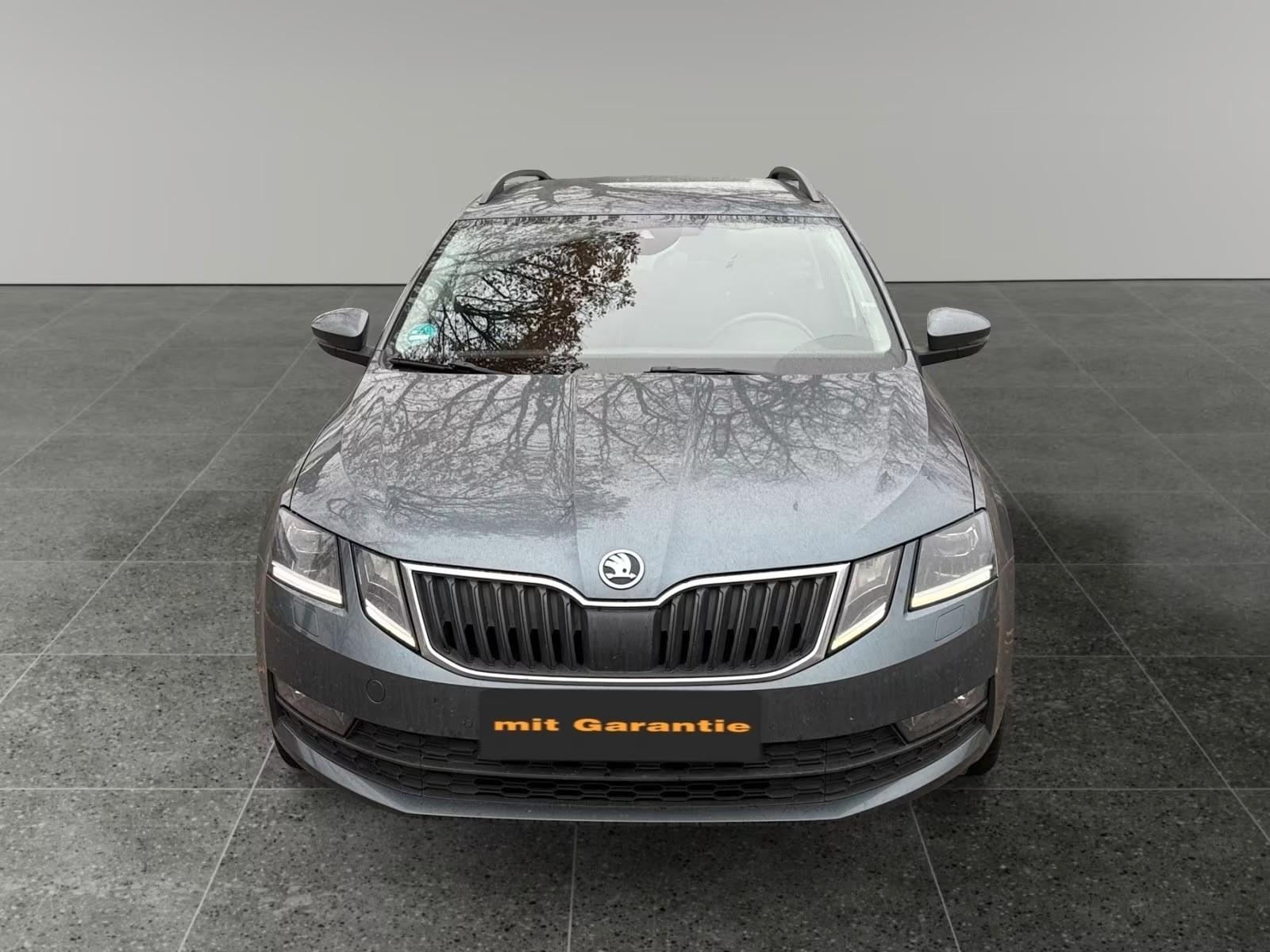 Skoda Octavia Combi Clever-Navi-PDC-Automatik