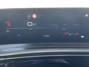 Peugeot 3008 GT 1.2 145 Hybrid Kam.+KeyLess+Navi+SHZ+ACC