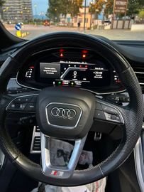 Audi Q8 - 8